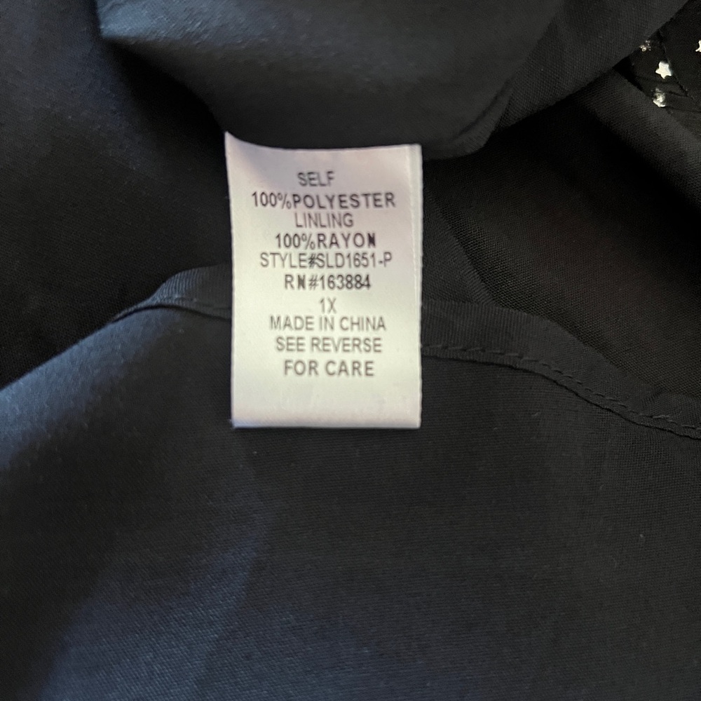 Black  empire waist dress with tiny sliver stars size 1x - Picture 11 of 11